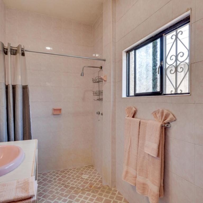 7 Mi to Borda Garden, Guest House w/ Courtyard - Casa - 12