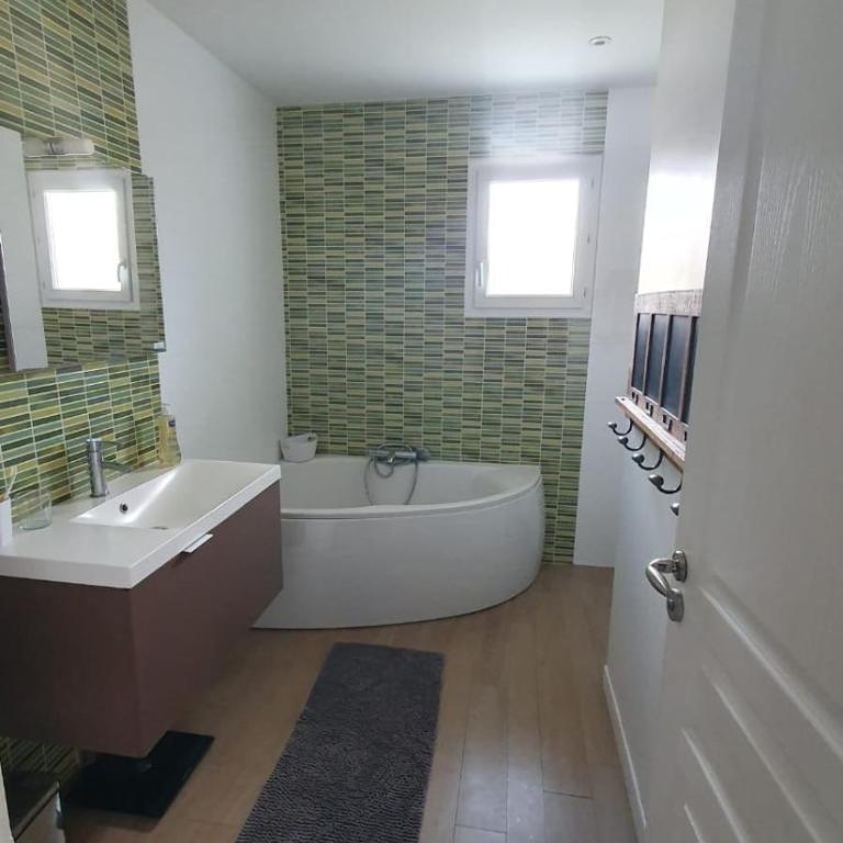Maison familiale proche d'arcachon pour 6 pers - Maison 3 Chambres - 8