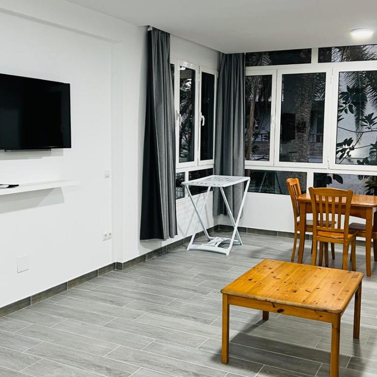 Atlantis 1 - One-Bedroom Apartment - 2