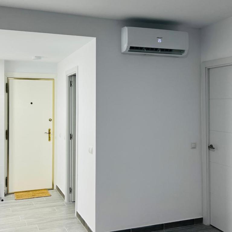 Atlantis 1 - One-Bedroom Apartment - 4