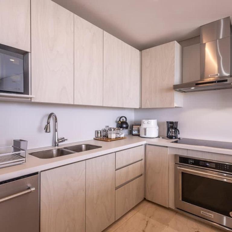 Stunning Sea Views from 3BR Penthouse F3 - Three-Bedroom Apartment with Ocean View - 5