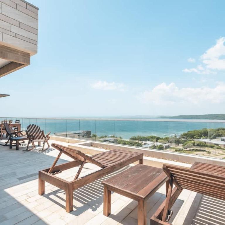 Stunning Sea Views from 3BR Penthouse F3 - Three-Bedroom Apartment with Ocean View - 11