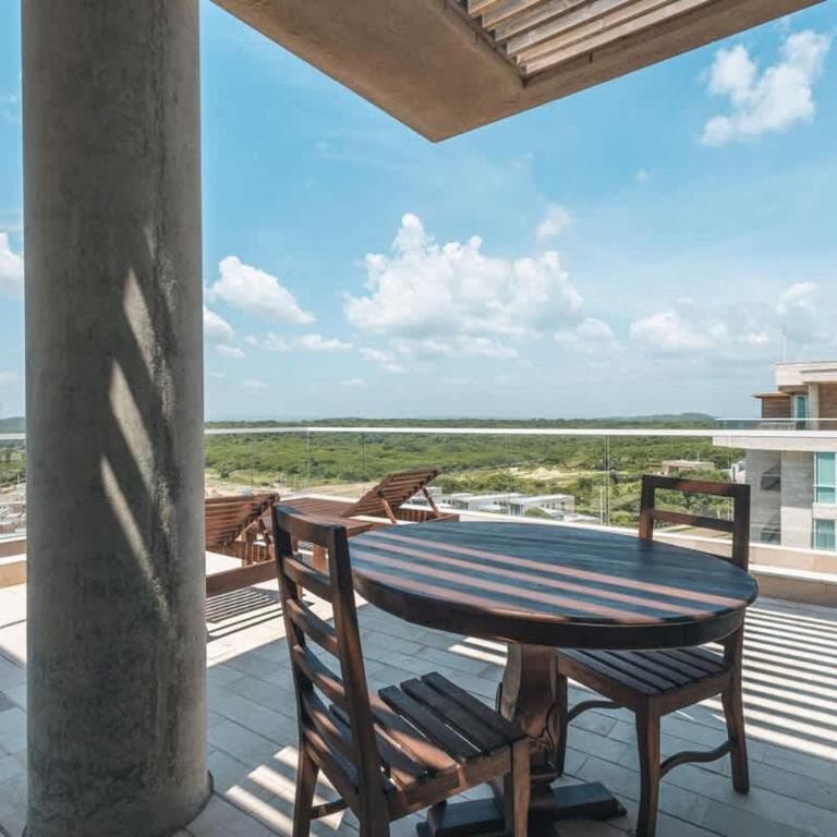 Stunning Sea Views from 3BR Penthouse F3 - Three-Bedroom Apartment with Ocean View - 19