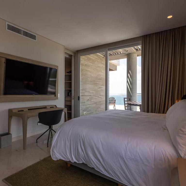 Stunning Sea Views from 3BR Penthouse F3 - Three-Bedroom Apartment with Ocean View - 30