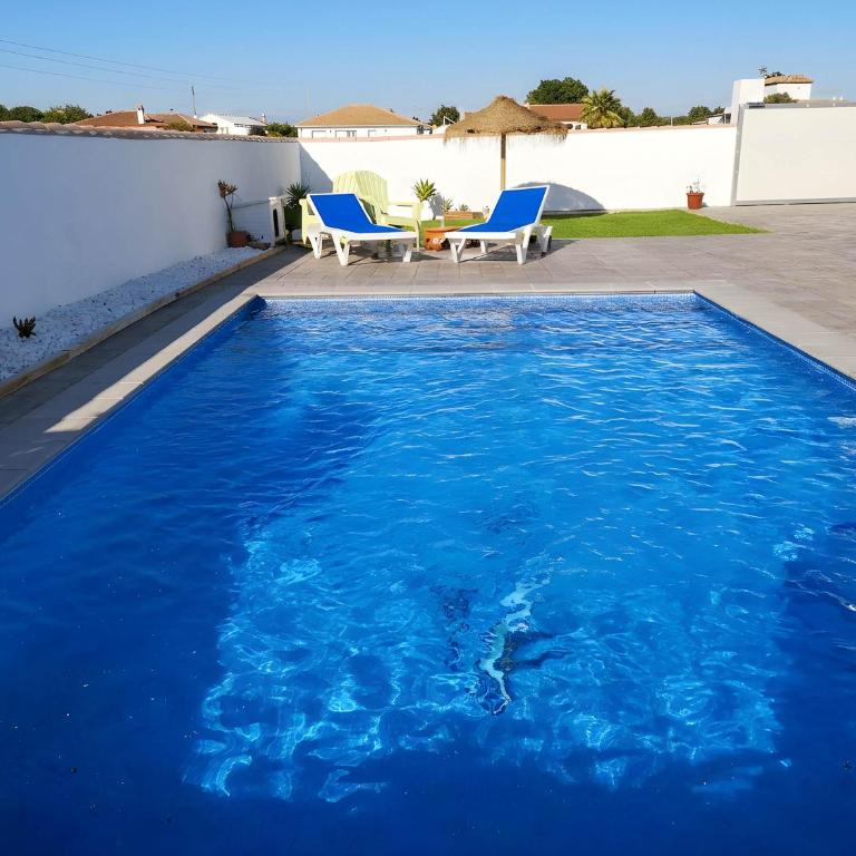 Casa Moderna con piscina privada y barbacoa - Casa - 5