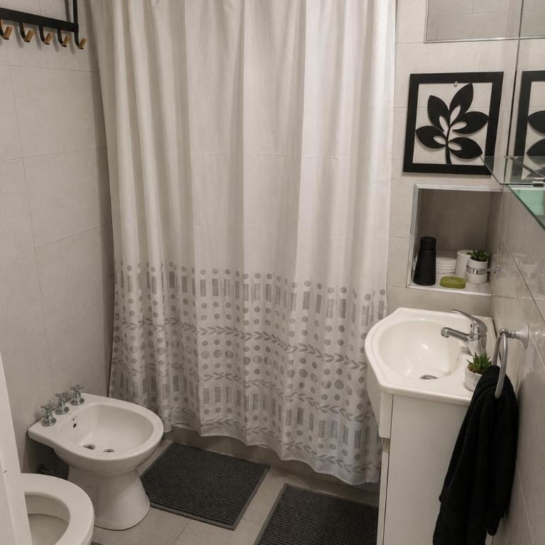Casa Quinta rural con pileta - Casa de 5 dormitorios - 10