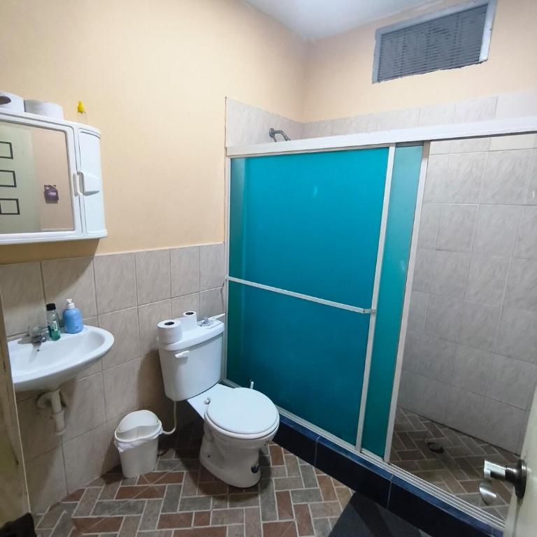Country house with a pool and access to a river - Casa de 2 dormitorios - 11