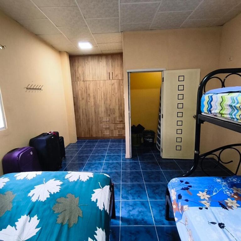 Country house with a pool and access to a river - Casa de 2 dormitorios - 10