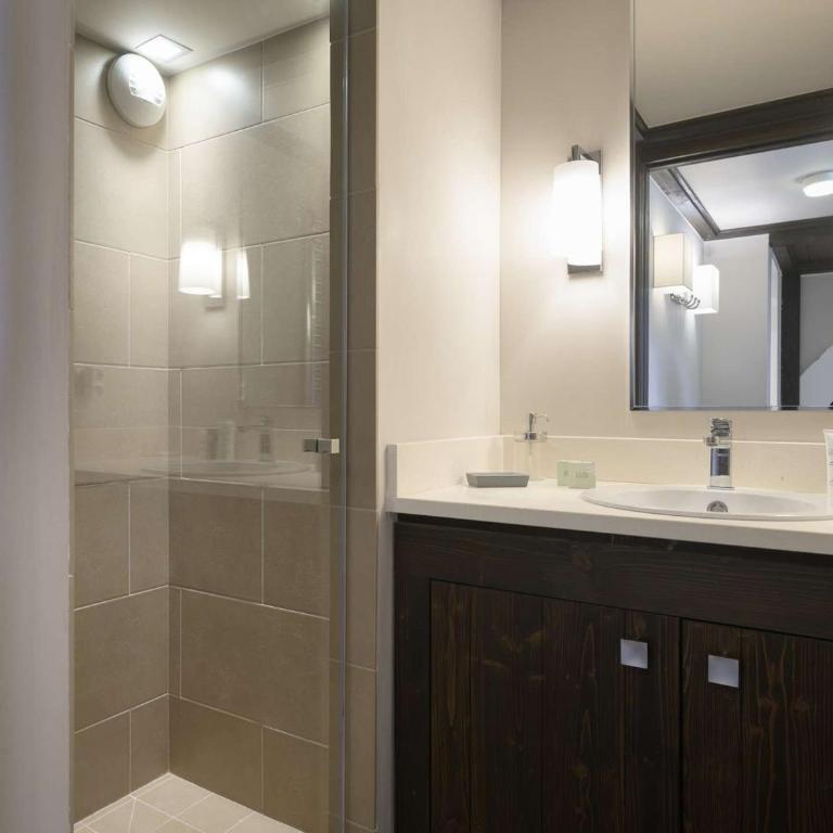 Appartement duplex centre station - 8 pers. - FR-1-631-265 - Apartment - 8