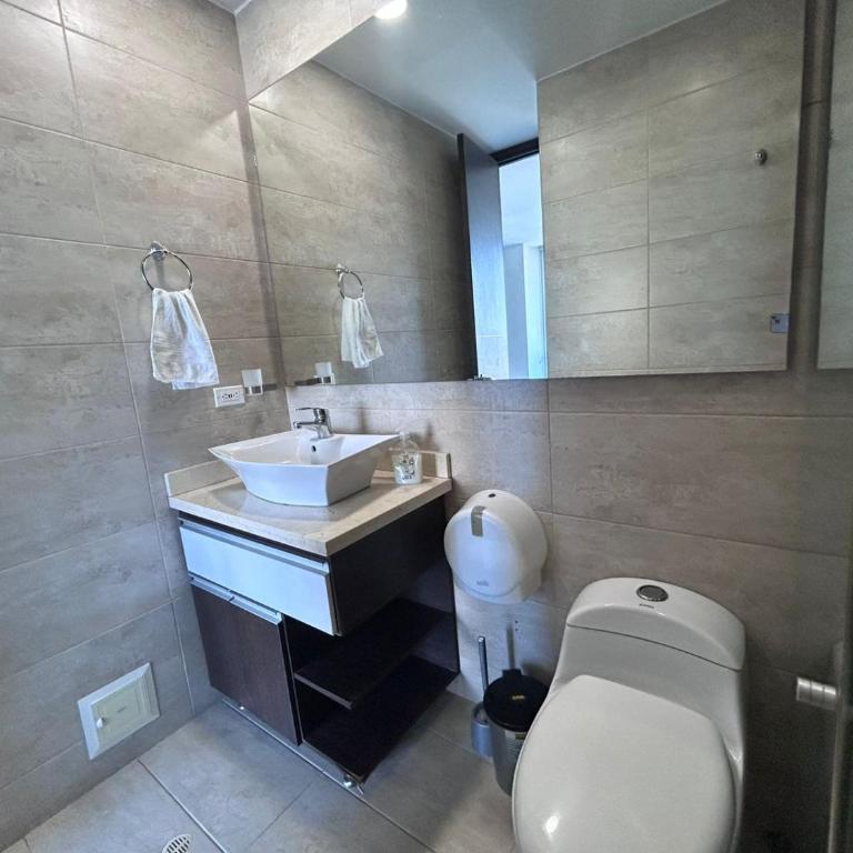 Vista Espectacular al Mar, Moderno, Amplio y Familiar - Three-Bedroom Apartment - 23