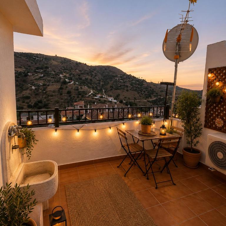 Casa Mirador - Rooftop Terrace & Sea View, Torrox Pueblo - Casa de 2 dormitorios - 1