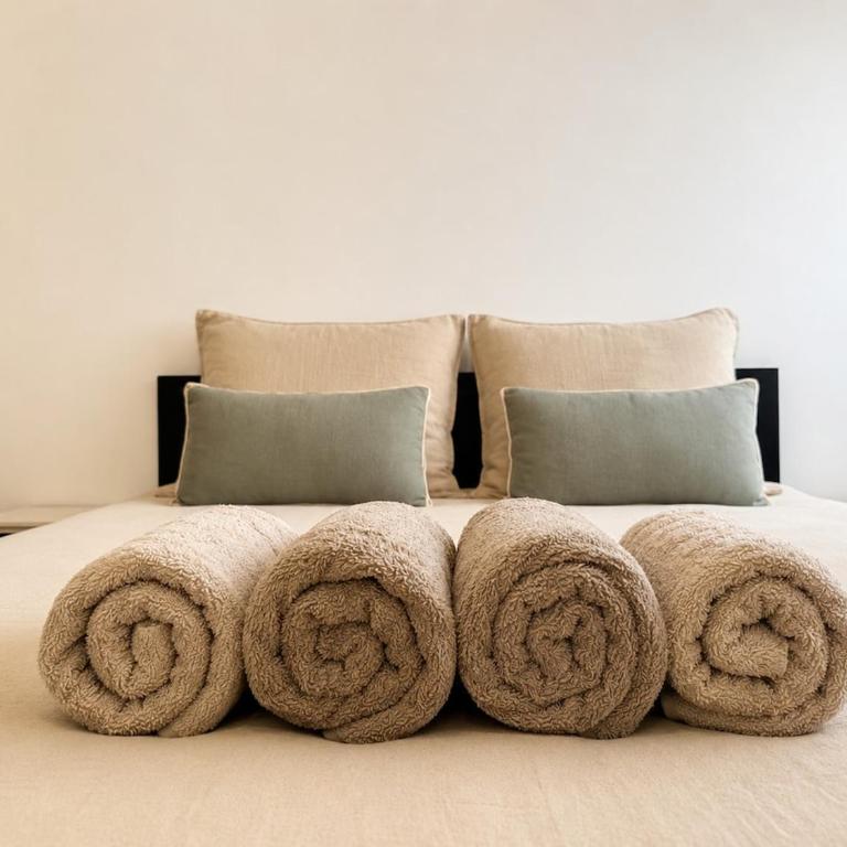 Charming Designer Apartment in City Center with AC & Wi-Fi - Apartamento de 1 dormitorio con vistas a la ciudad - 12