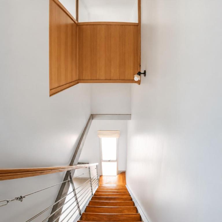Dúplex Calle 9 - 2 dormitorios y cochera - Two-Bedroom Apartment - 47