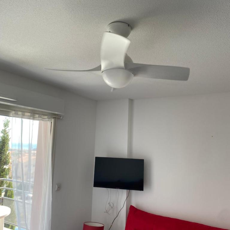Grand Appartement 4 pers - bien ventilé - Terrasse - Vue Mer - Proche plage - Apartment mit 1 Schlafzimmer - 8