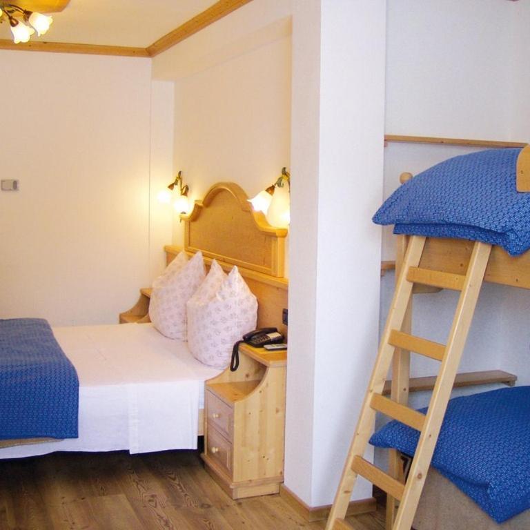Chalet Degli Angeli - Chambre Quadruple - Vue sur Montagnes - 3