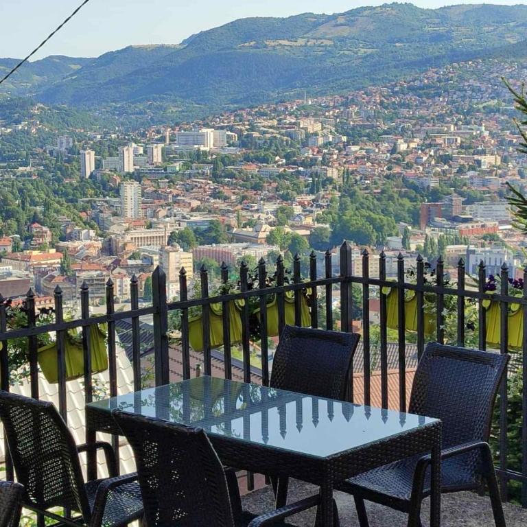 Apartment Viewpoint Sarajevo - Two-Bedroom Apartment - 1