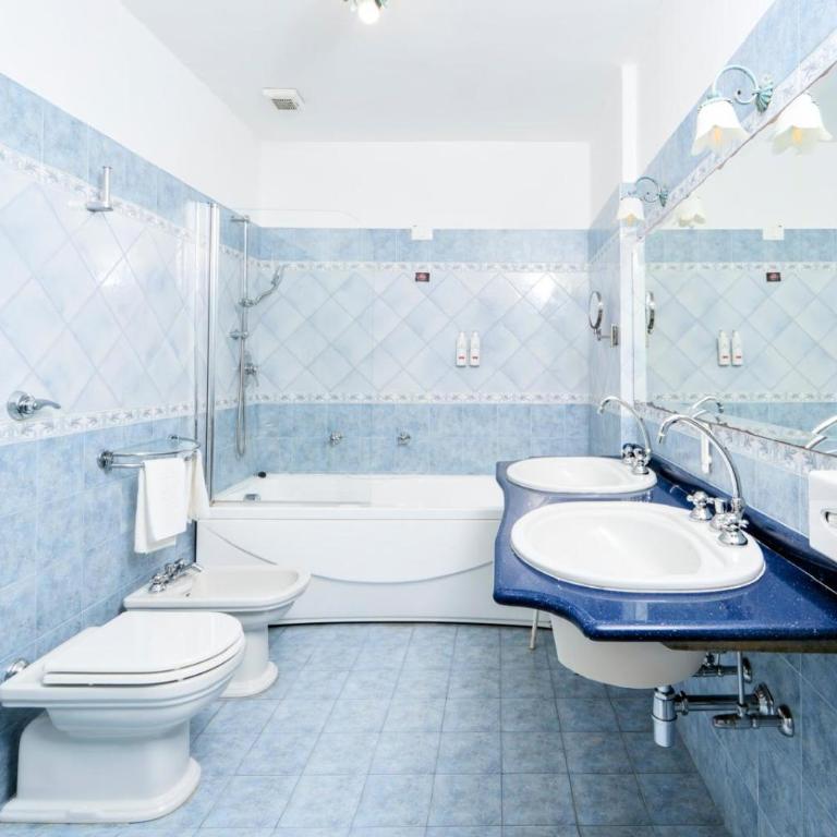 Regina Cristina - Junior Suite con Terrazza e Vista Mare - 4