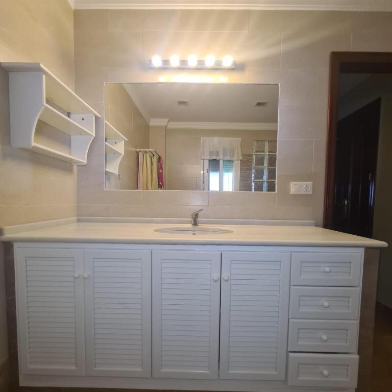 Casa Igna - Three-Bedroom House - 9