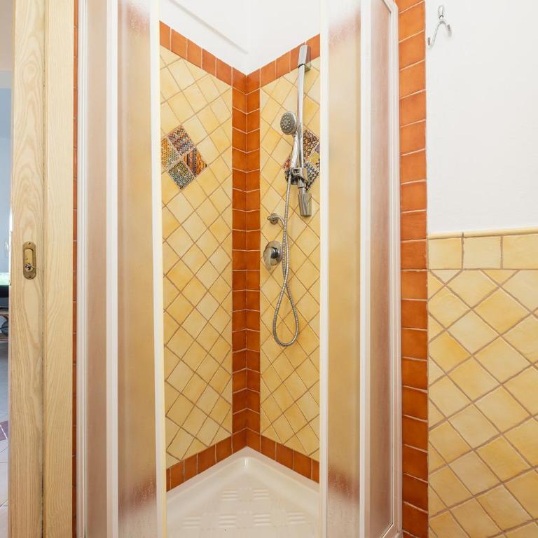 AffittaSardegna-Casa Pelosa 4 - Casa con 2 Camere da Letto - 20