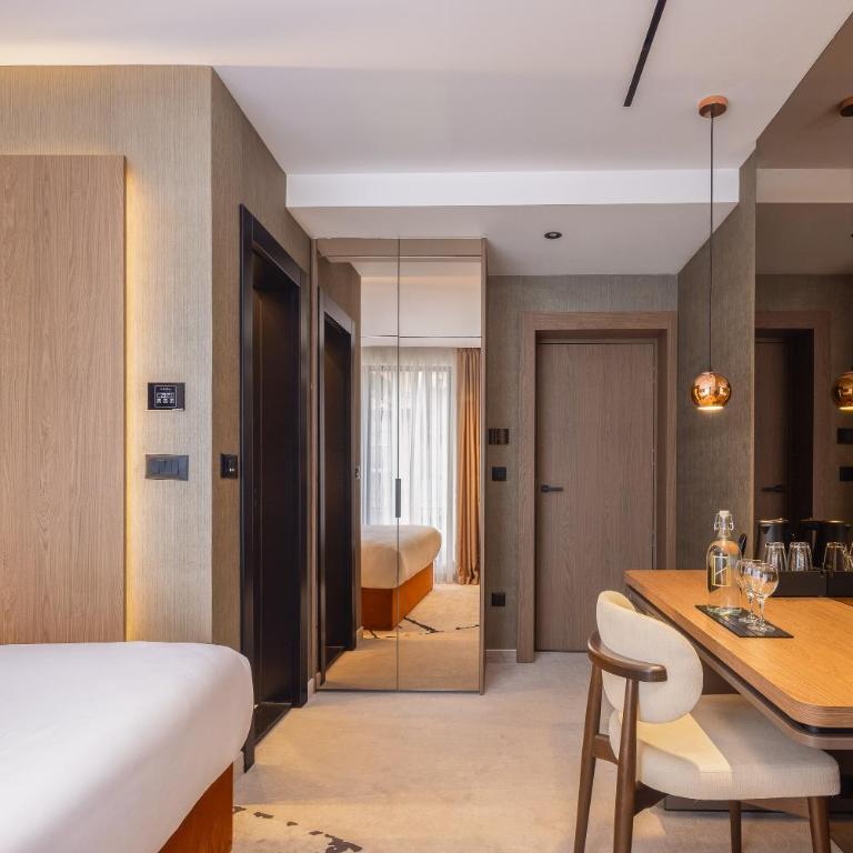 PLATINUM hotel & spa - Standardna Soba sa King-sajz Krevetom - 1