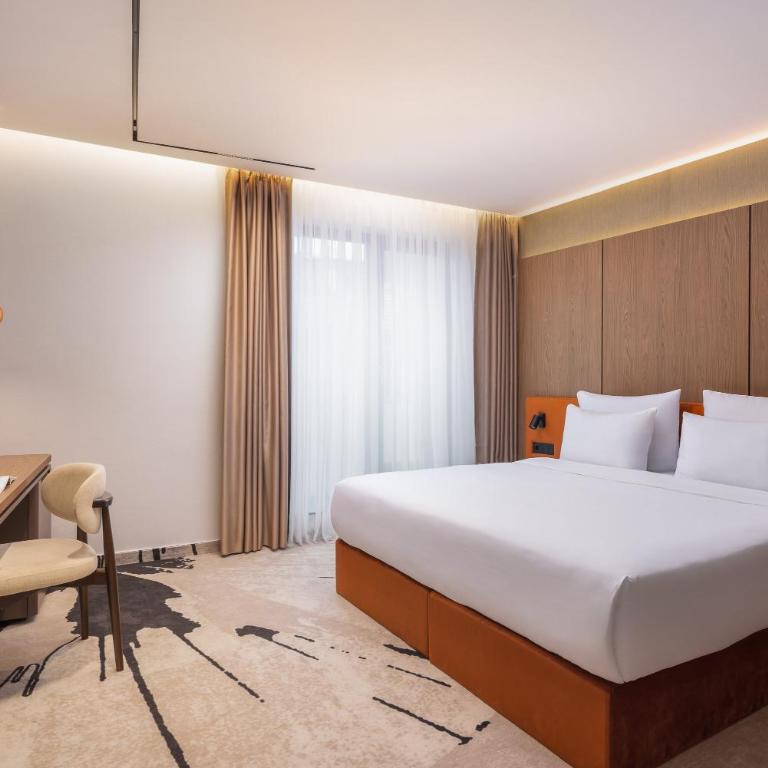 PLATINUM hotel & spa - Deluks Dvokrevetna Soba sa Bračnim Krevetom/Zasebnim Krevetima - 9
