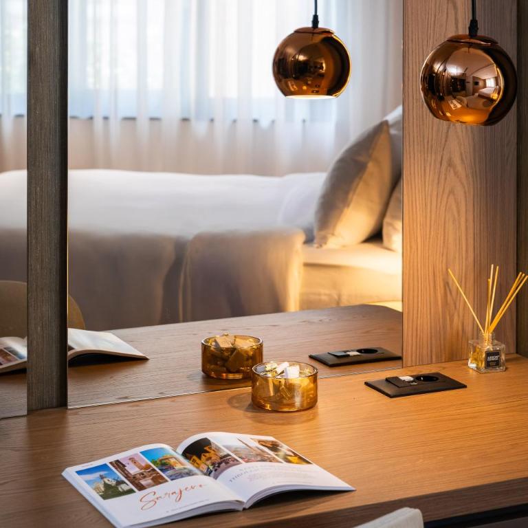 PLATINUM hotel & spa - Deluks Dvokrevetna Soba sa Bračnim Krevetom/Zasebnim Krevetima - 3