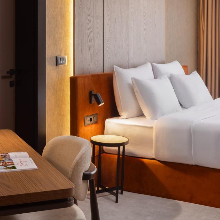 PLATINUM hotel & spa - Deluks Dvokrevetna Soba sa Bračnim Krevetom/Zasebnim Krevetima - 12