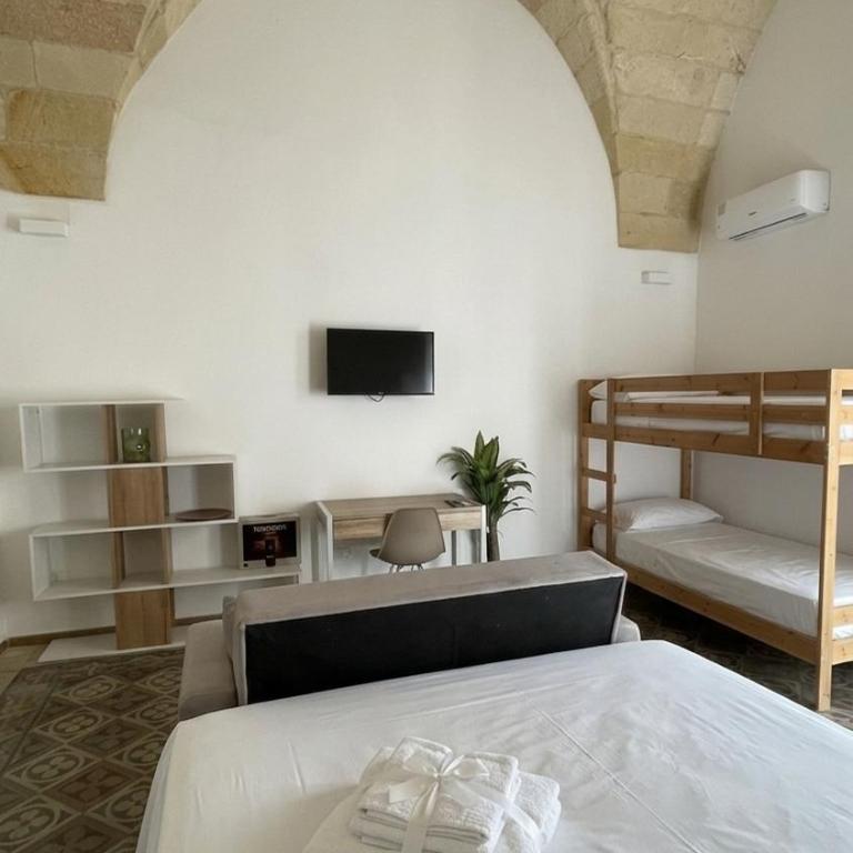 Cementina's House - One-Bedroom Apartment - 2