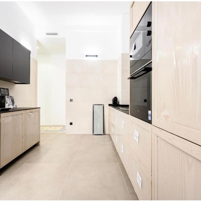 PISO A ESTRENAR! Centro Larios-Carcer 200mts - Apartment - 28