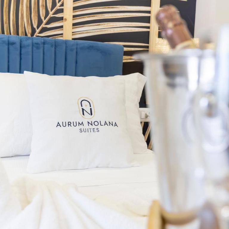 Aurum Nolana Suites - Camera Matrimoniale Deluxe con Balcone - 6