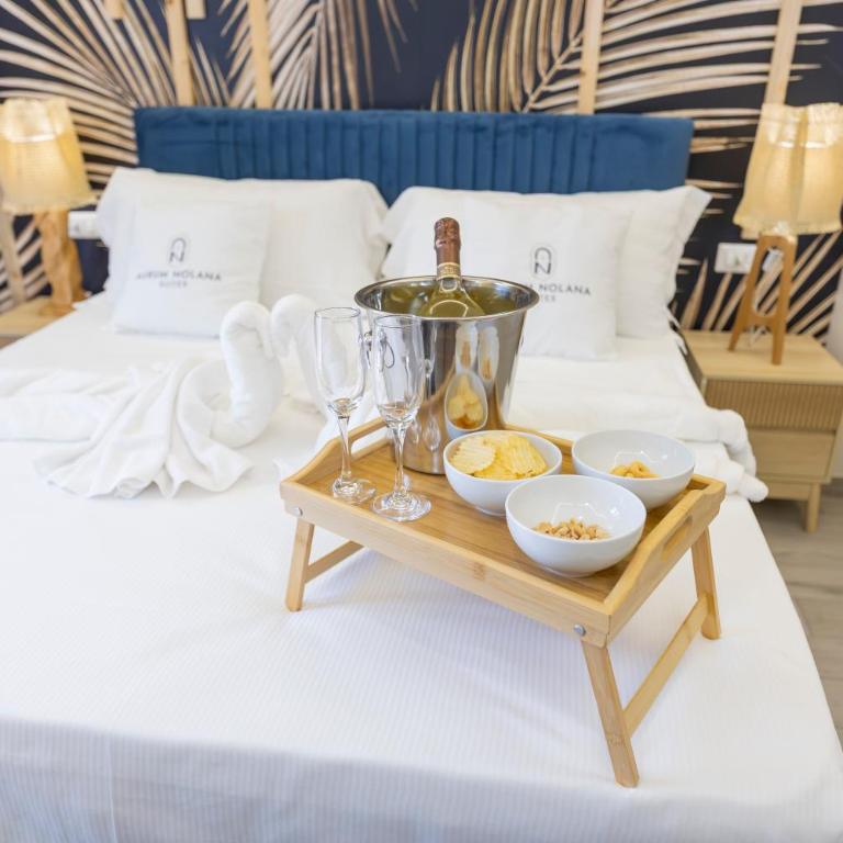 Aurum Nolana Suites - Camera Matrimoniale Deluxe con Balcone - 19