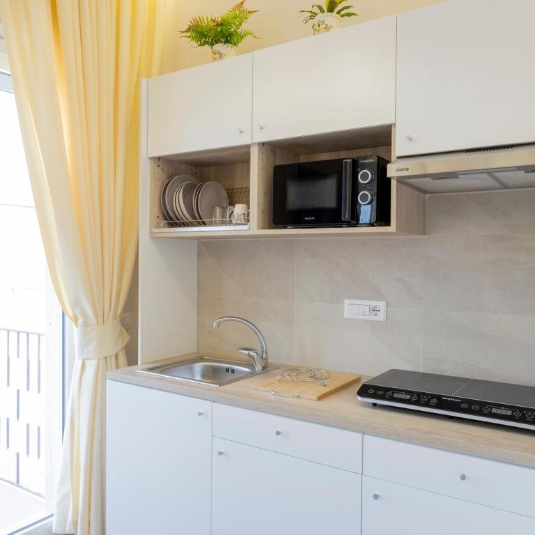 Aurum Nolana Suites - Camera Tripla Executive - 22