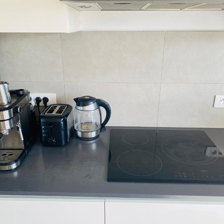 T2 climatisé avec parking privé - 10 min des plages - Appartement 1 Chambre - 11