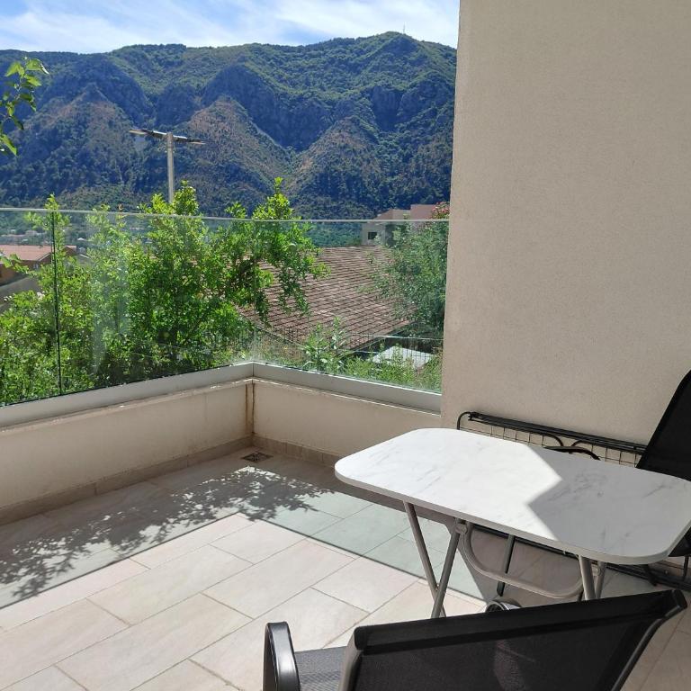 St Duke Residence - Modern One Bedroom Apartment With Terrace - One-Bedroom Apartment - 8