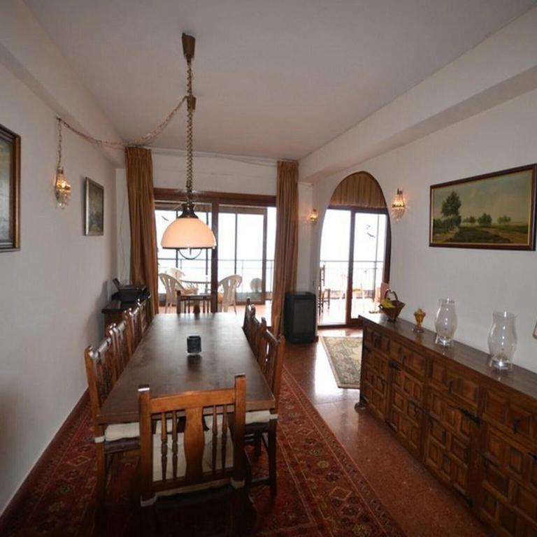 SPACIOUS FRONT-LINE BEACH APARTEMENT, SOUTH FACING, AIRCO, WiFi, AMAZING VIEWS - Apartment mit 3 Schlafzimmern - 21