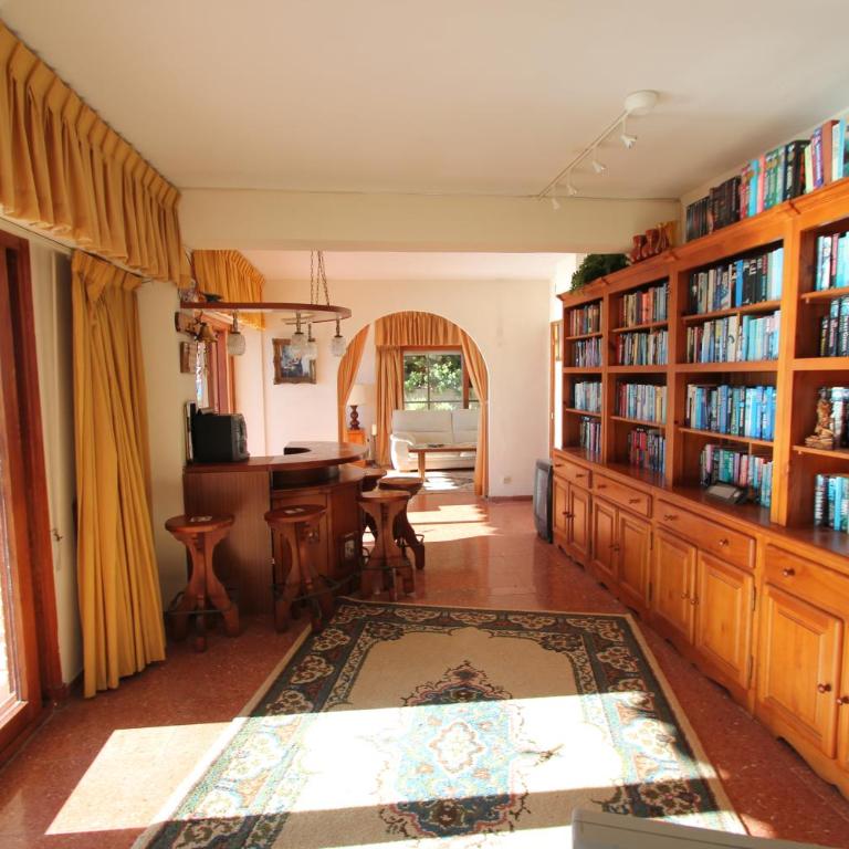SPACIOUS FRONT-LINE BEACH APARTEMENT, SOUTH FACING, AIRCO, WiFi, AMAZING VIEWS - Apartment mit 3 Schlafzimmern - 18