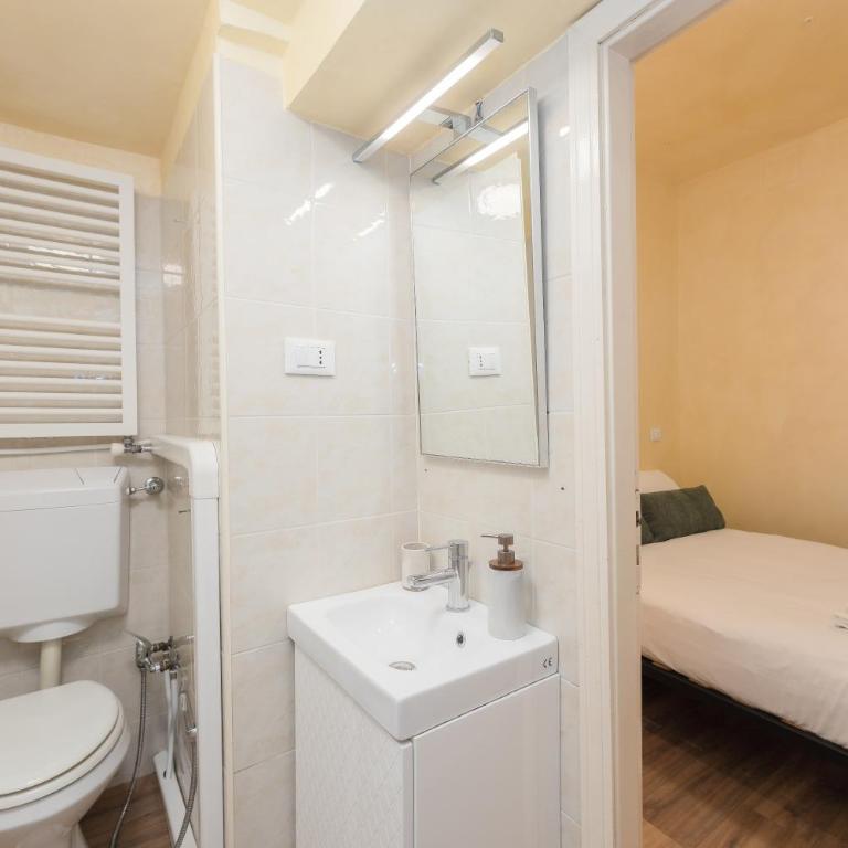 Amedeo 44 Apartment - One-Bedroom Apartment - 5