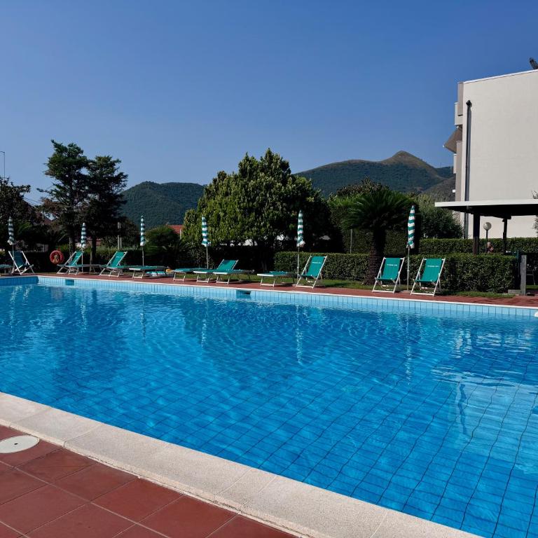 Il Niro Terrazza - Luxury Apartment with Large Terrace & Pool - Two-Bedroom Apartment - 4