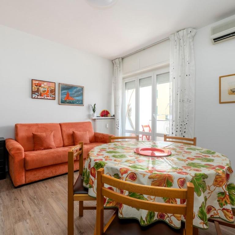 348 - Casa Sole e Mare - 10 min a piedi spiaggia e mare - Appartamento con 3 Camere da Letto - 1
