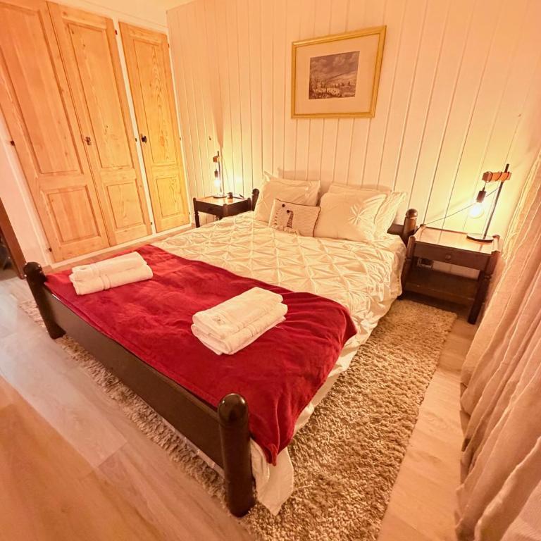 LOVErbier with pool in building, steps to Place Central - Appartement 2 Chambres - 24
