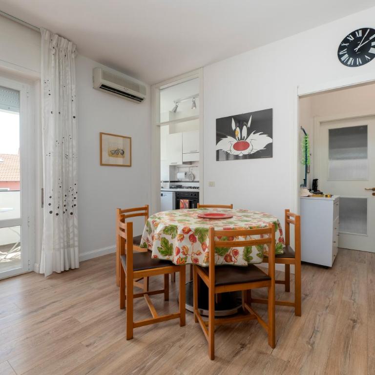 348 - Casa Sole e Mare - 10 min a piedi spiaggia e mare - Appartamento con 3 Camere da Letto - 6