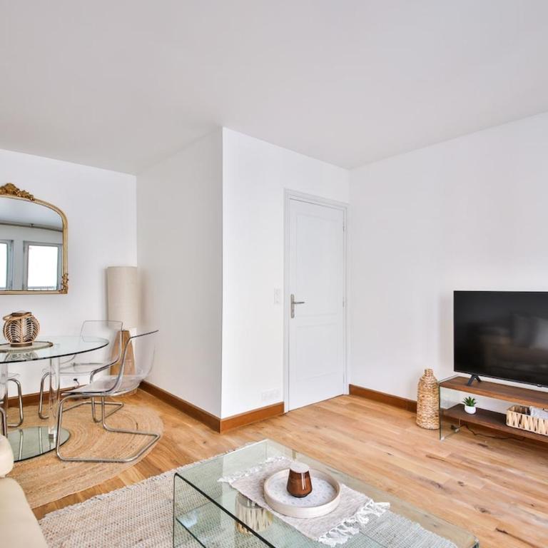 Plaza of Emily in Paris with a view of Pantheon - Two-Bedroom Apartment - 1