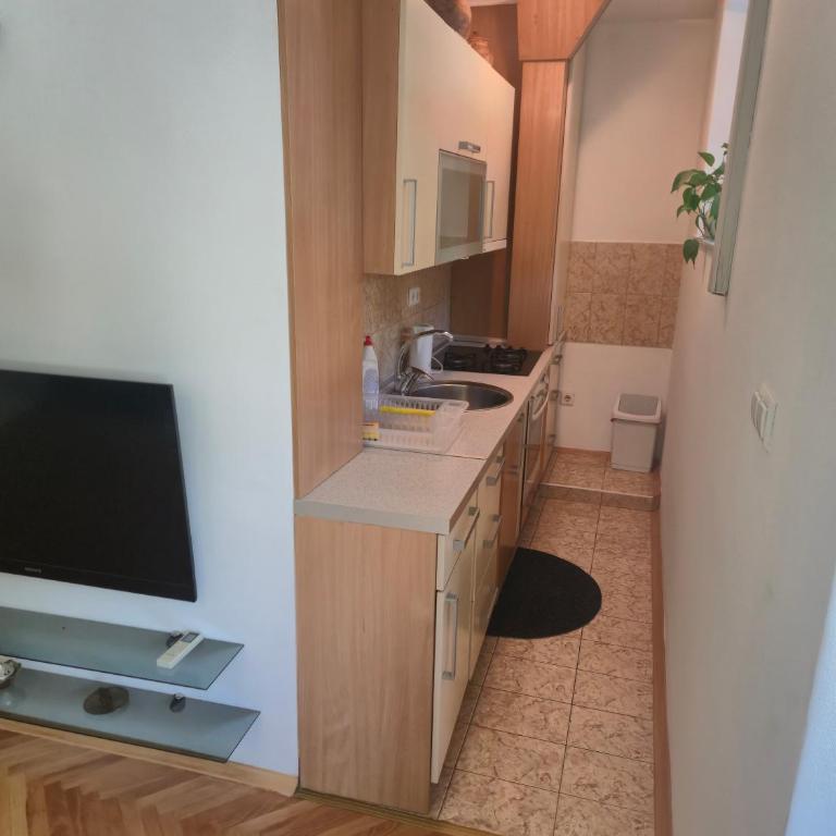 Ado3 - Apartman sa 1 Spavaćom Sobom - 5