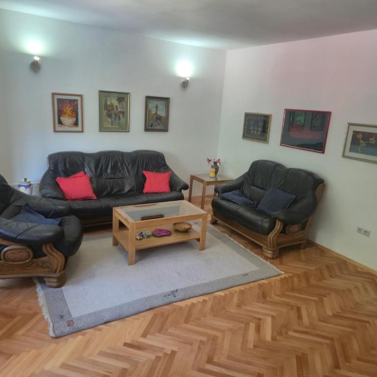 Ado3 - Apartman sa 1 Spavaćom Sobom - 2