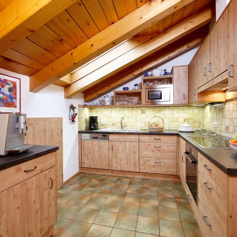 Ferienhaus GABI - Apartamento de 2 dormitorios con vistas a la montaña - 2