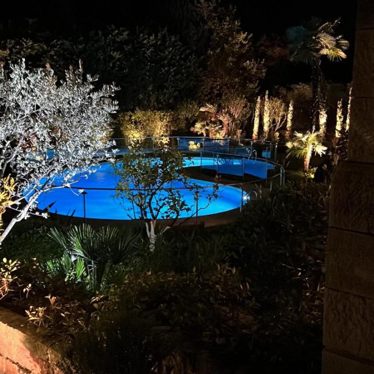 Elegant studio with terrace and lush garden - Appartement 1 Chambre - 40