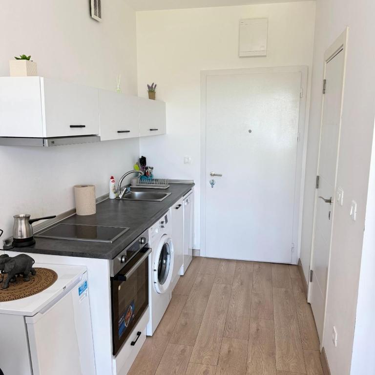 Cosy Adriatic Studio - Studio Apartment with Sea View - 9