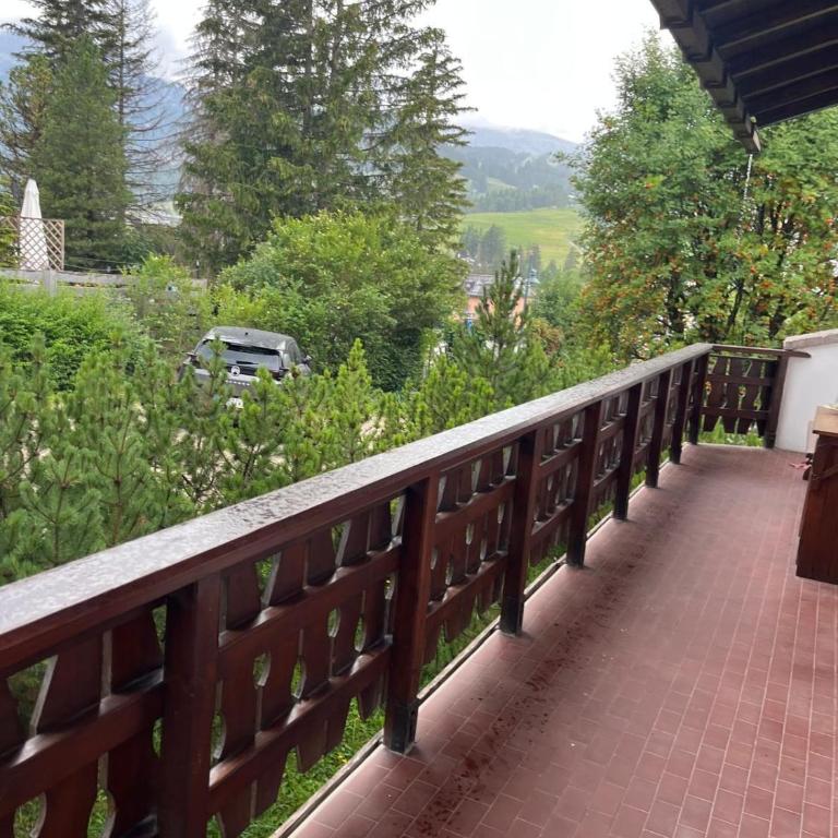 Luxury Panoramic 3BR Apt 2min to Centre 5min to Lifts - Appartamento con 3 Camere da Letto - 12