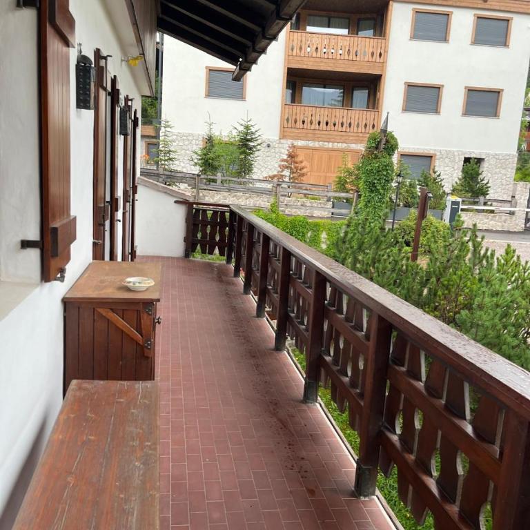 Luxury Panoramic 3BR Apt 2min to Centre 5min to Lifts - Appartamento con 3 Camere da Letto - 13