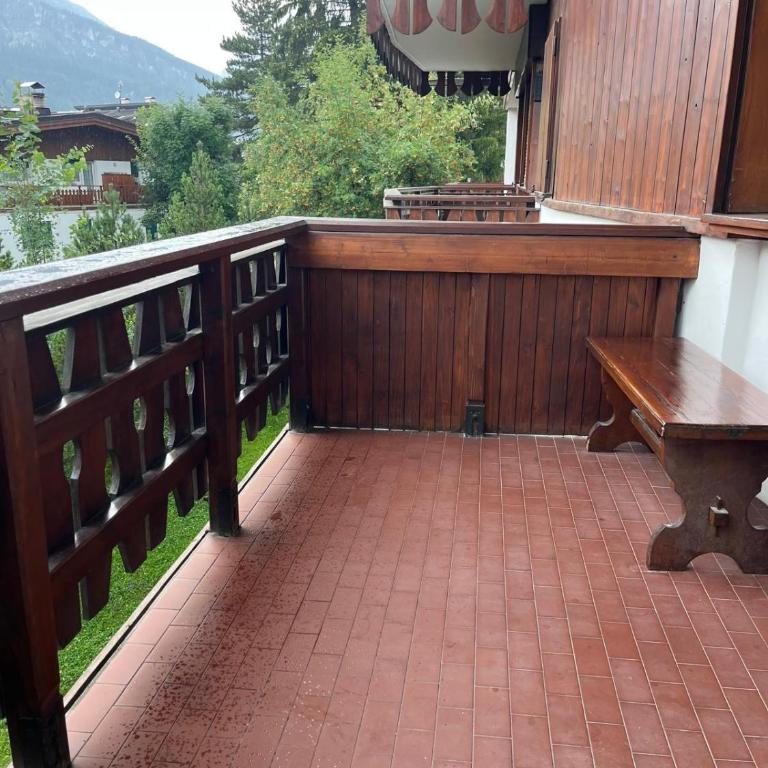 Luxury Panoramic 3BR Apt 2min to Centre 5min to Lifts - Appartamento con 3 Camere da Letto - 16